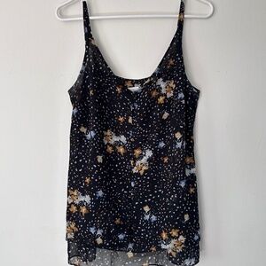 🔴Spaghetti Strap Floral Faux Button Top
